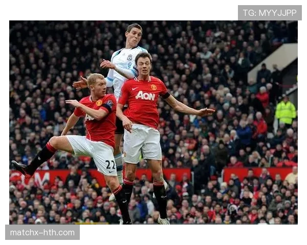 奥斯梅恩点球命中率飙升,状态回暖成球队关键得分手 奥斯梅恩点球命中率飙升,状态回暖成球队关键得分手