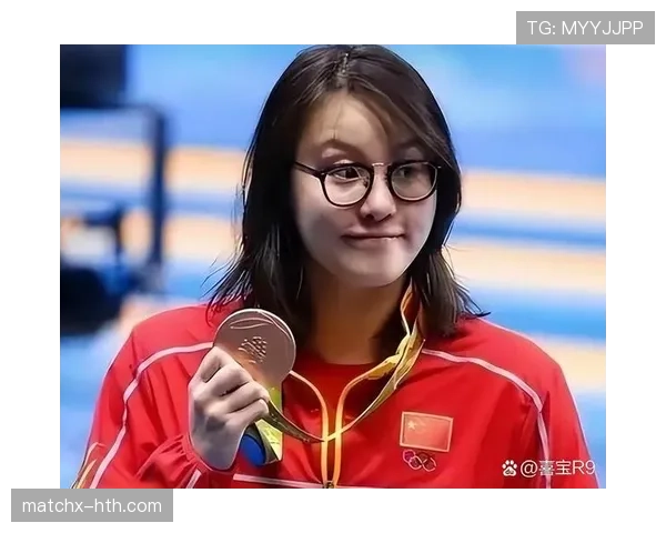 傅园慧笑成表情包，钱包那张卡比我月薪还扎眼